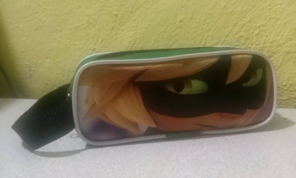 Estojo necessaire p CAT NOIR